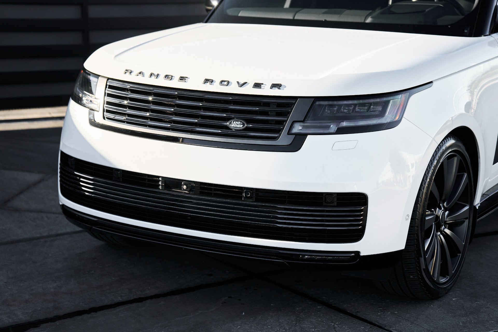 Used 2024 Land Rover Range Rover SV For Sale (Sold) | Lotus Las