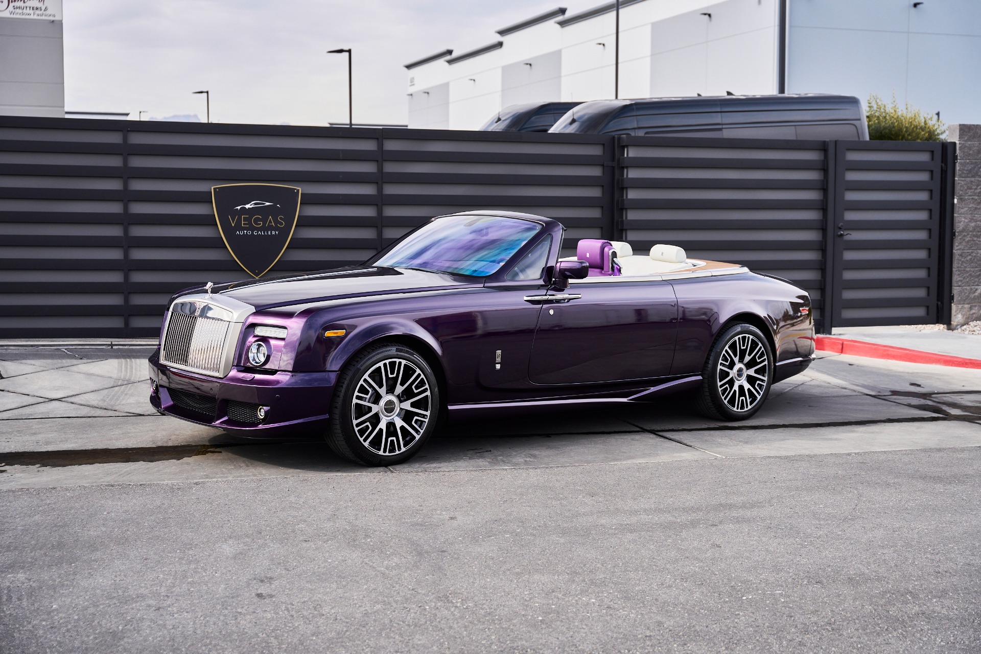 Rolls-Royce Phantom Drophead Coupe 【美品】 Used-2008-Rolls-Royce-Phantom-