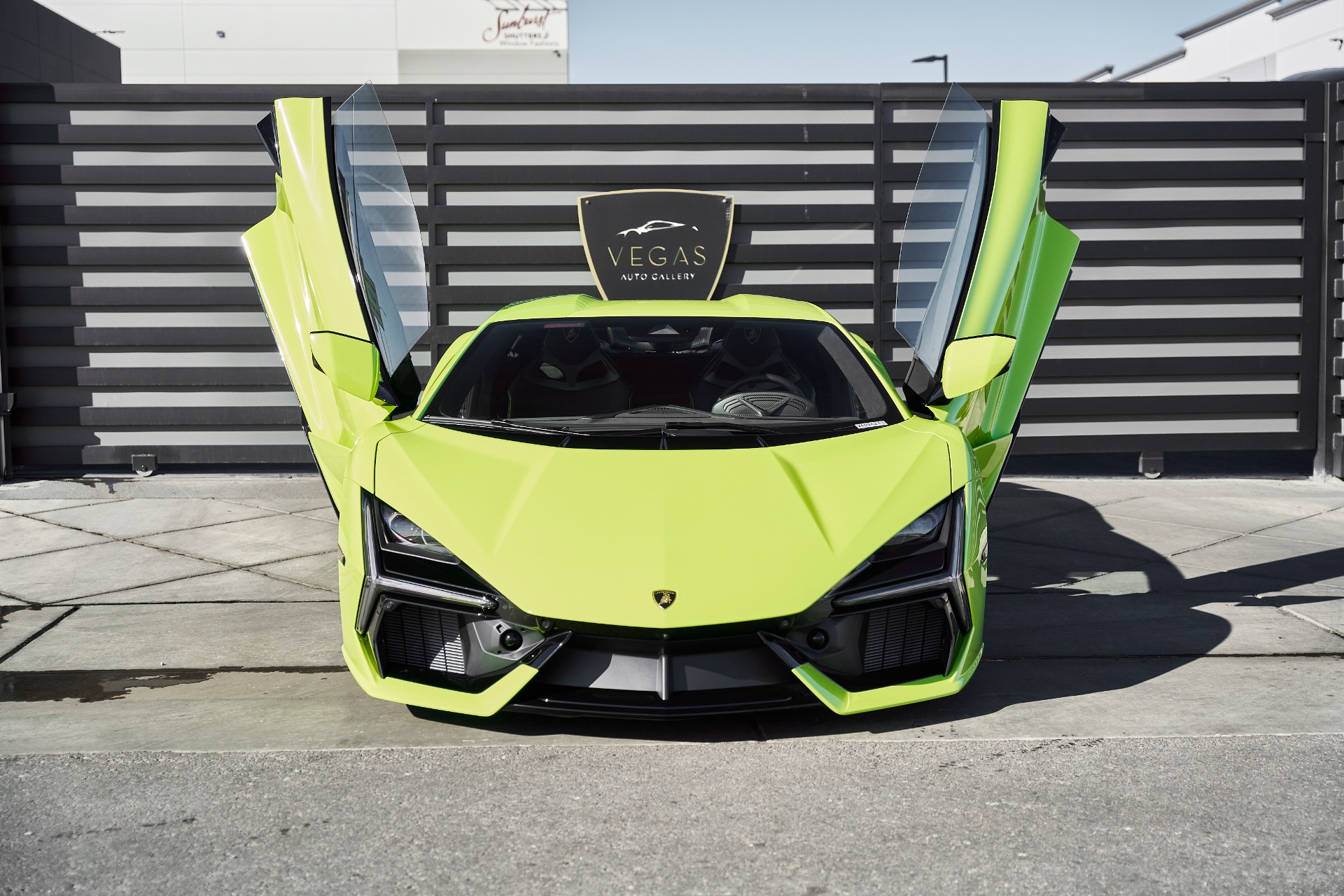 Used-2025-Lamborghini-Revuelto