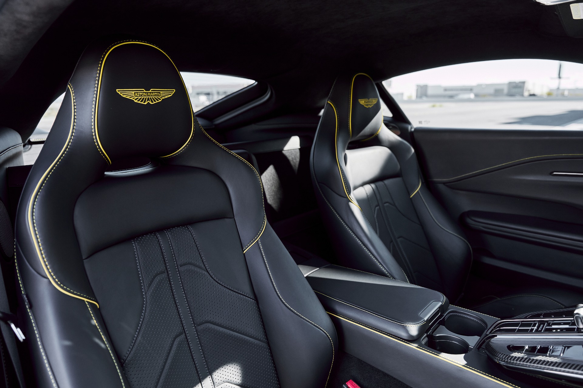 Used 2025 Aston Martin Vantage Base For Sale ($193,800) | Lotus
