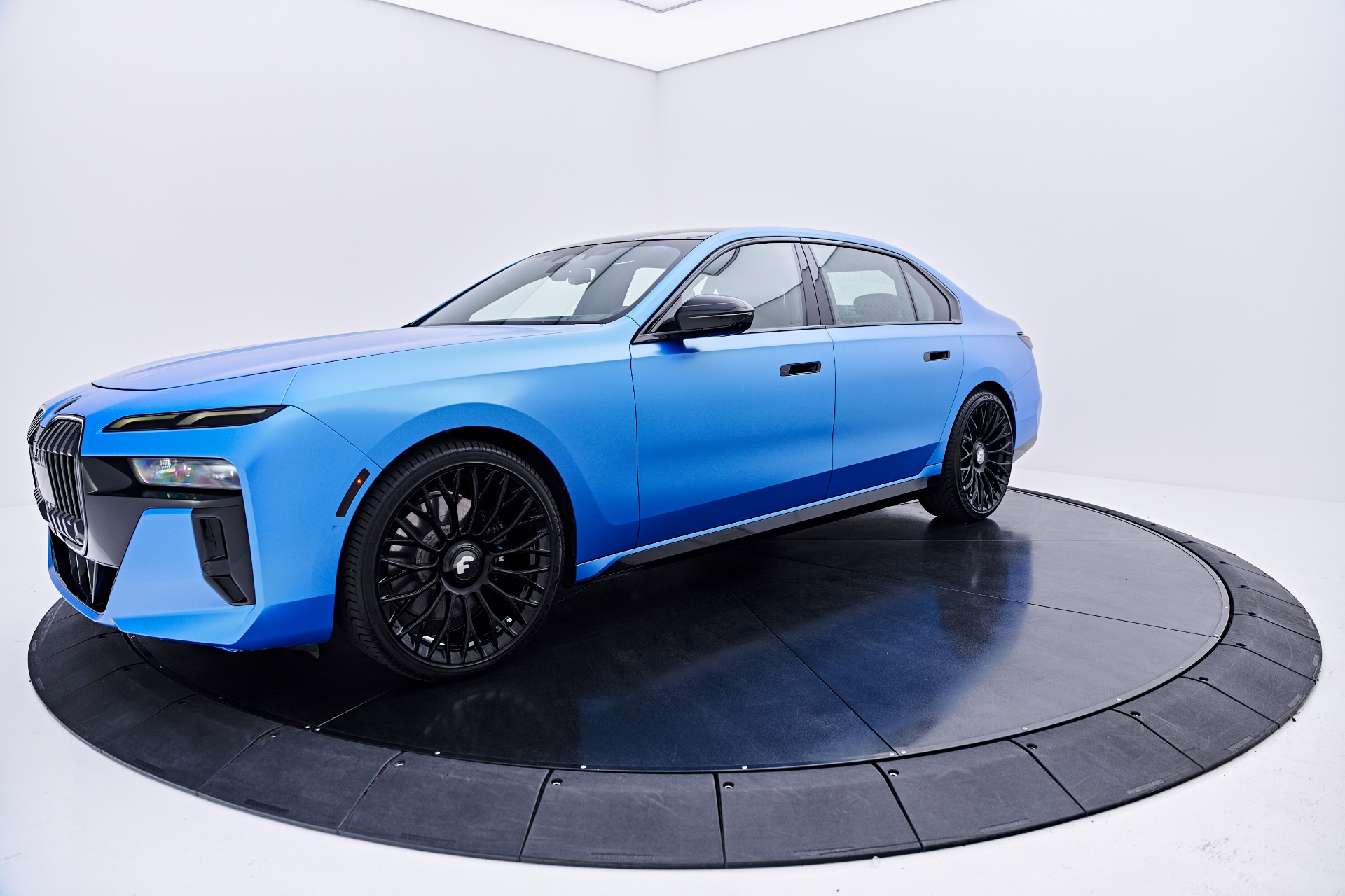 BMW 7 Series (G70)
