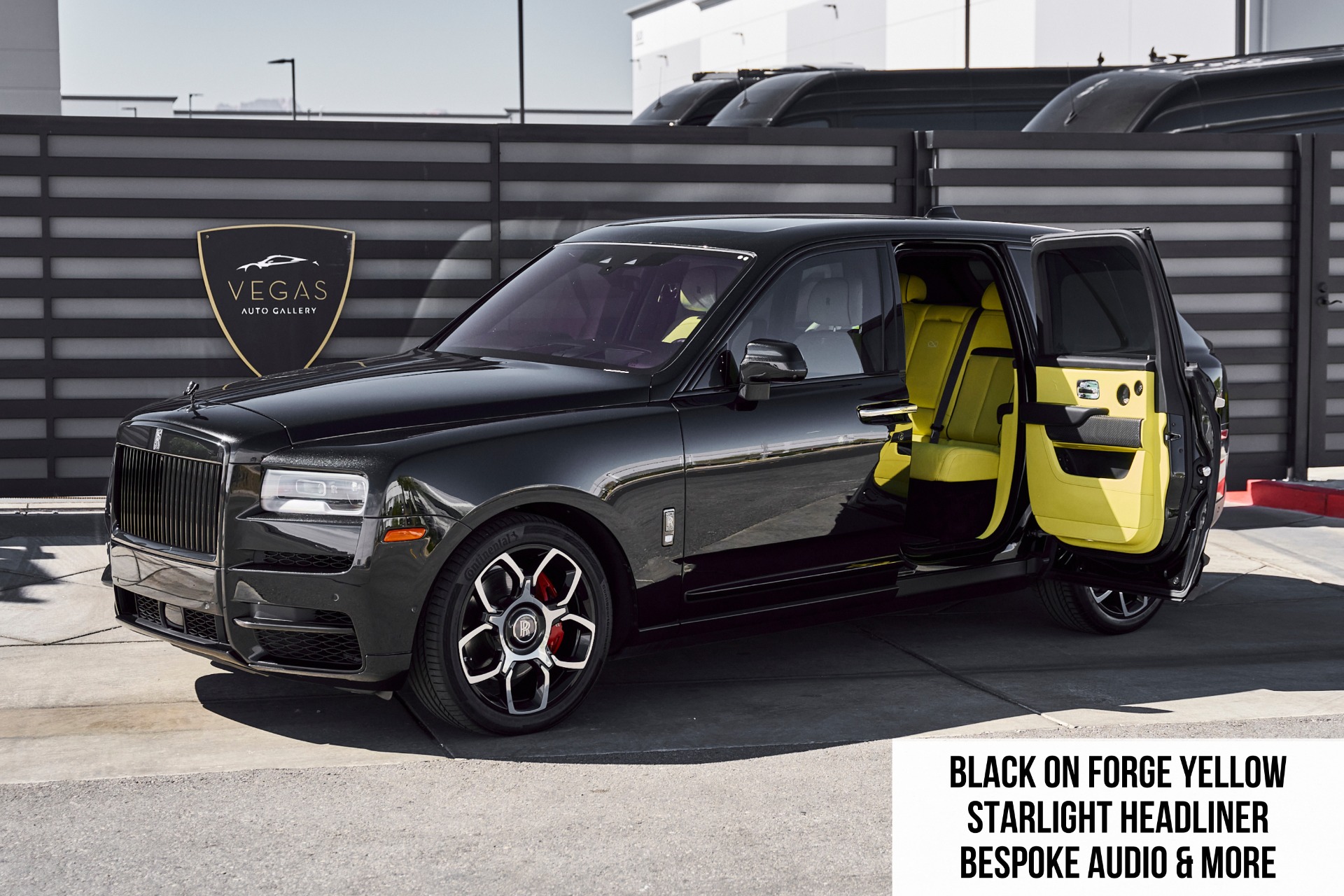 2022 Rolls-Royce Cullinan Black Badge's photo