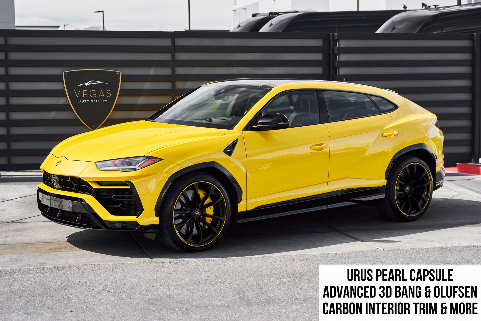2021 Lamborghini Urus 4.0 V8 Pearl Capsule's photo