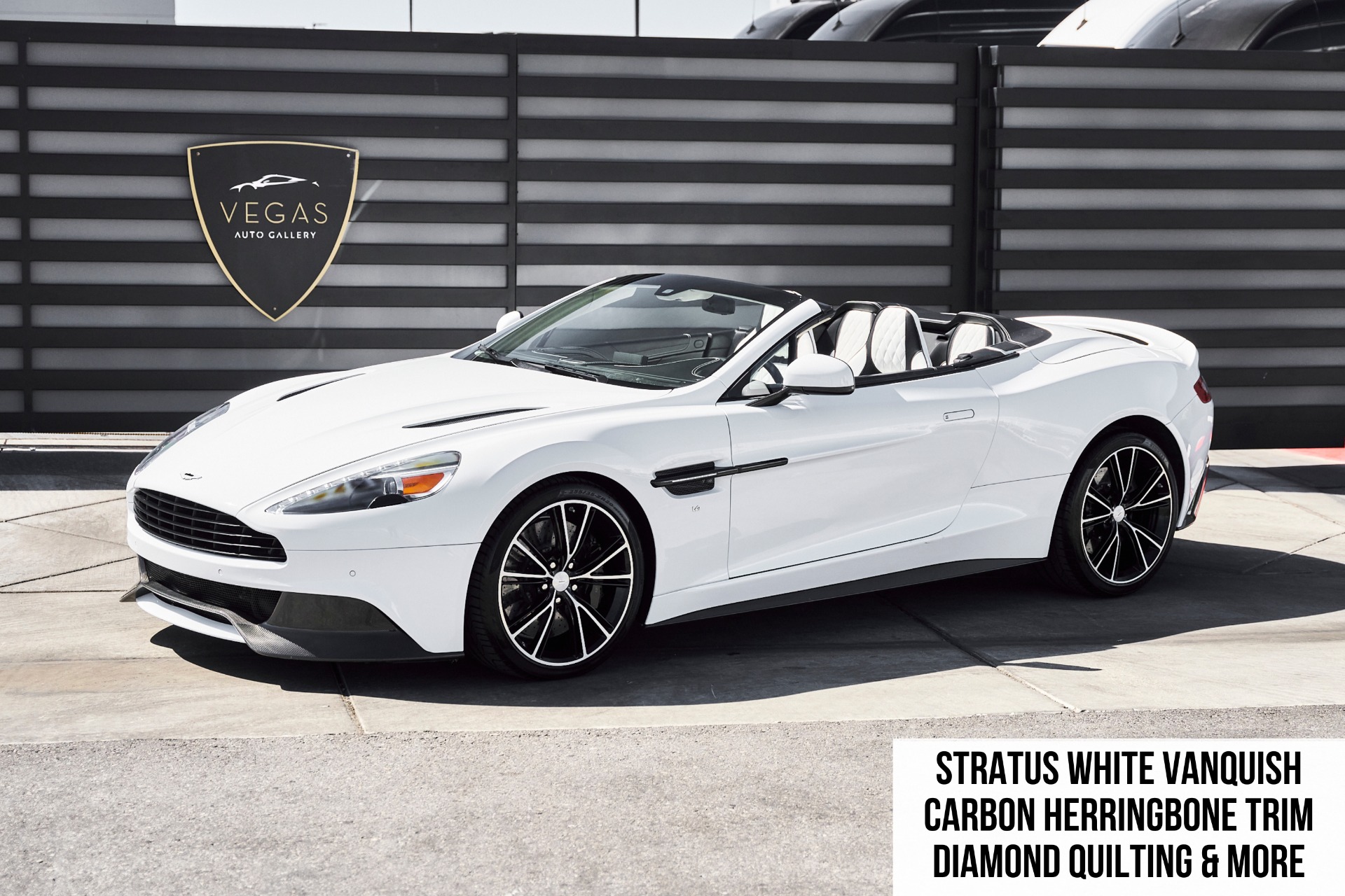 2017 Aston Martin Vanquish Volante's photo