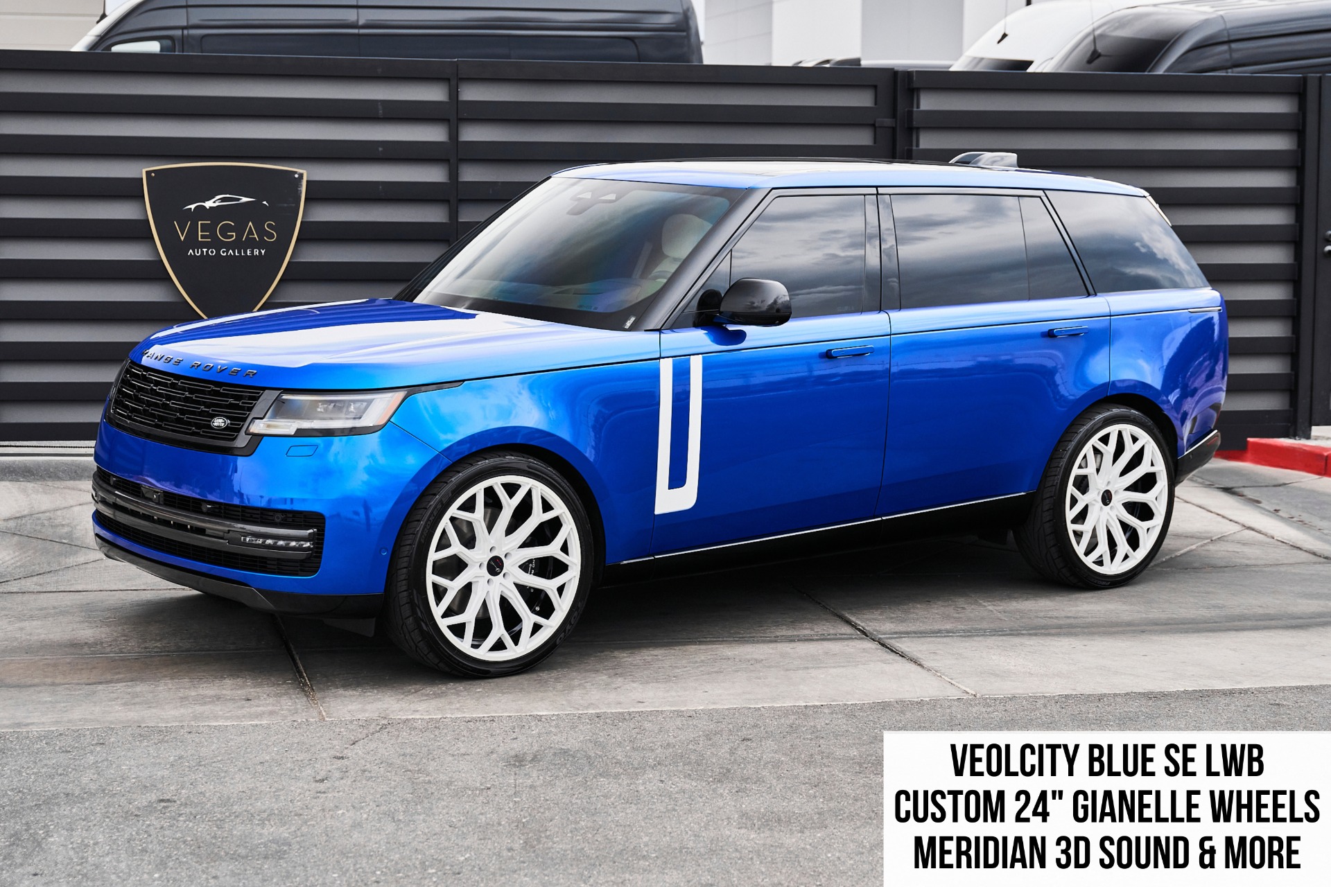 2025 Land Rover Range Rover 4.4 SE LWB 7's photo