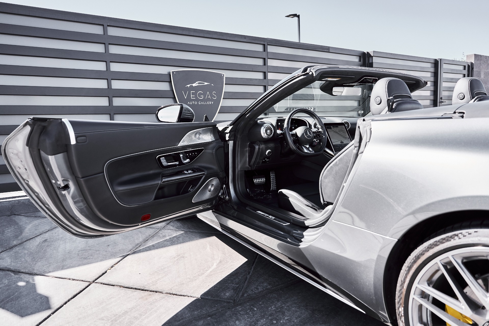 SPECIAL GUESTS グレー ベスト Version - C2 Used 2022 Mercedes-Benz SL-Class SL 63 AMG® For Sale (Sold