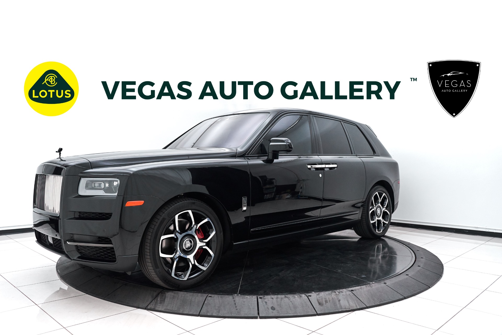 Chị Huệ Sơn Tùng nhập Rolls Royce Cullinan 2020 nội thất cực đỉnh 50 tỷ  liệu có mua được không  YouTube