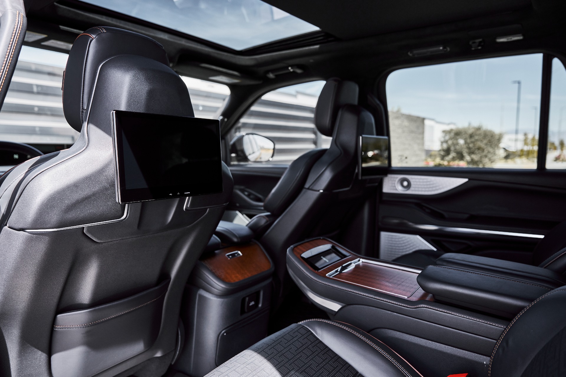 Used 2025 Lincoln Navigator Black Label For Sale (Sold) | Lotus