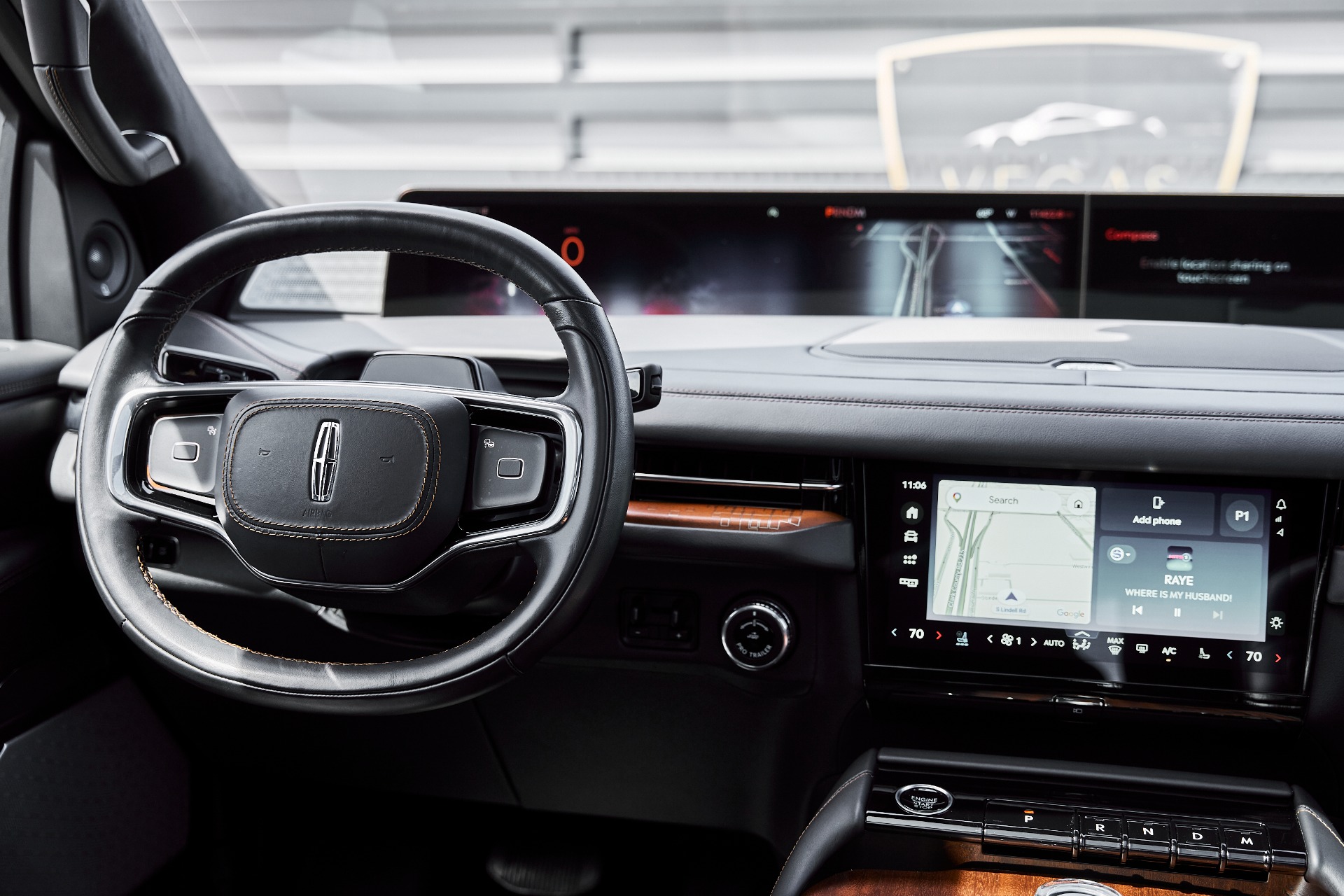 アクセサリー CONNCTED RIDE NAVIGATOR  Used 2025 Lincoln Navigator Black Label For Sale (Sold) | Lotus