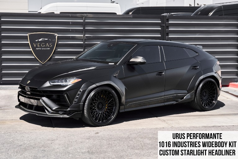 2024 Lamborghini Urus