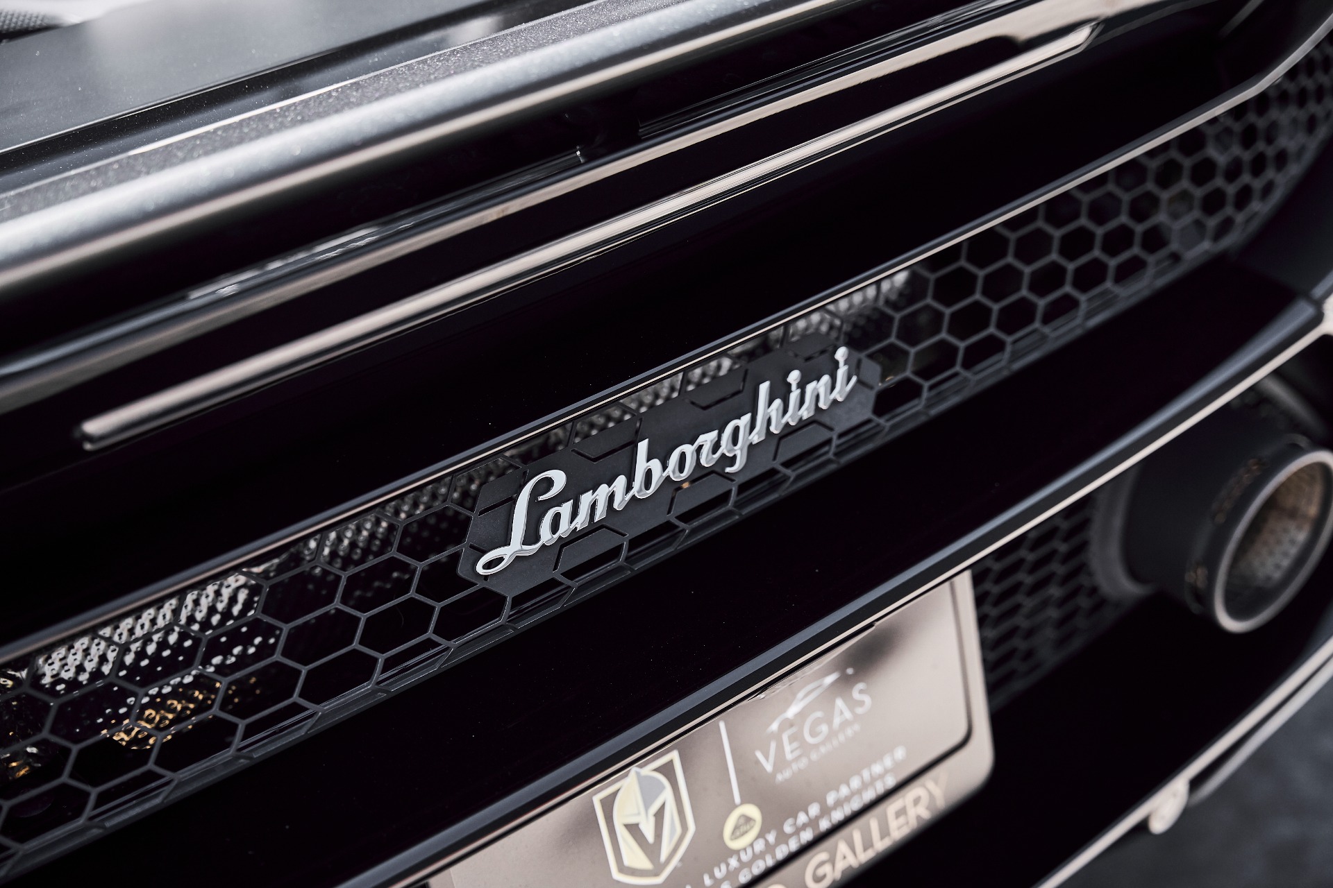 2021 Lamborghini Huracan EVO - Photo 11