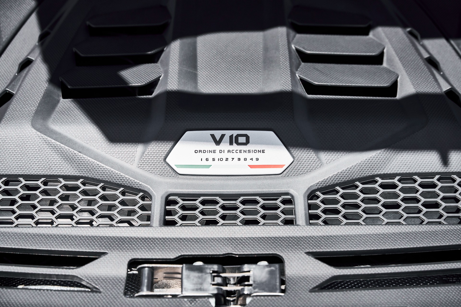 2021 Lamborghini Huracan EVO - Photo 25