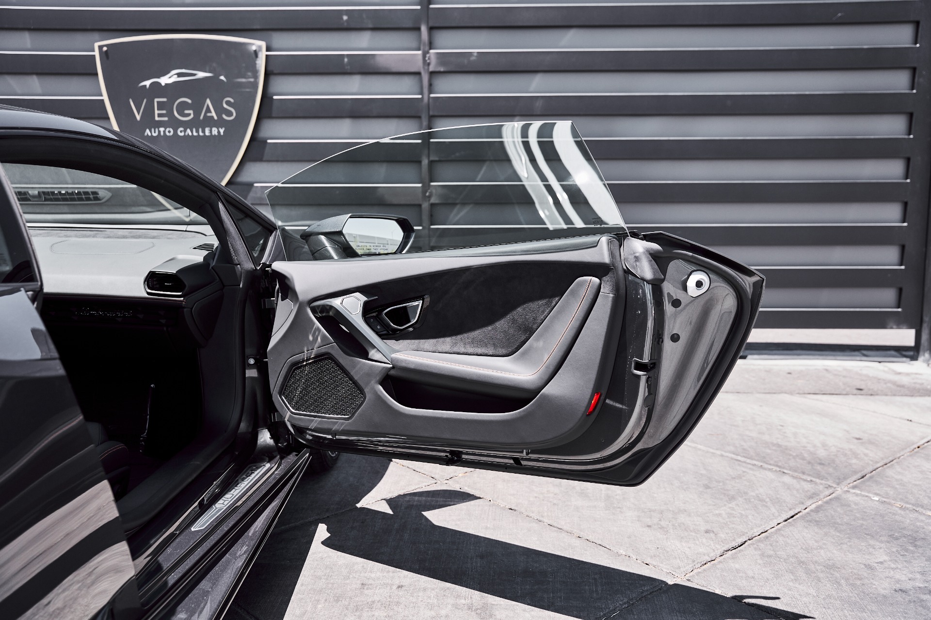 2021 Lamborghini Huracan EVO - Photo 30