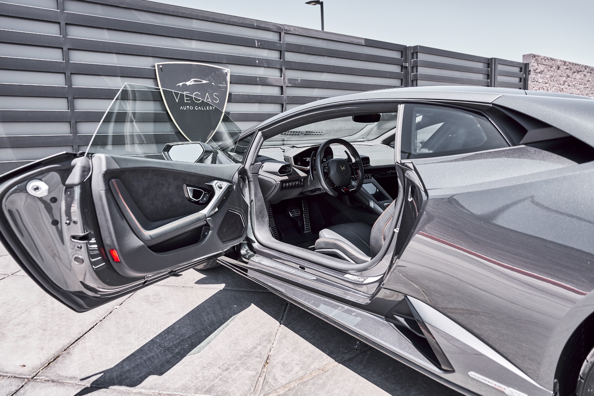 2021 Lamborghini Huracan EVO - Photo 34