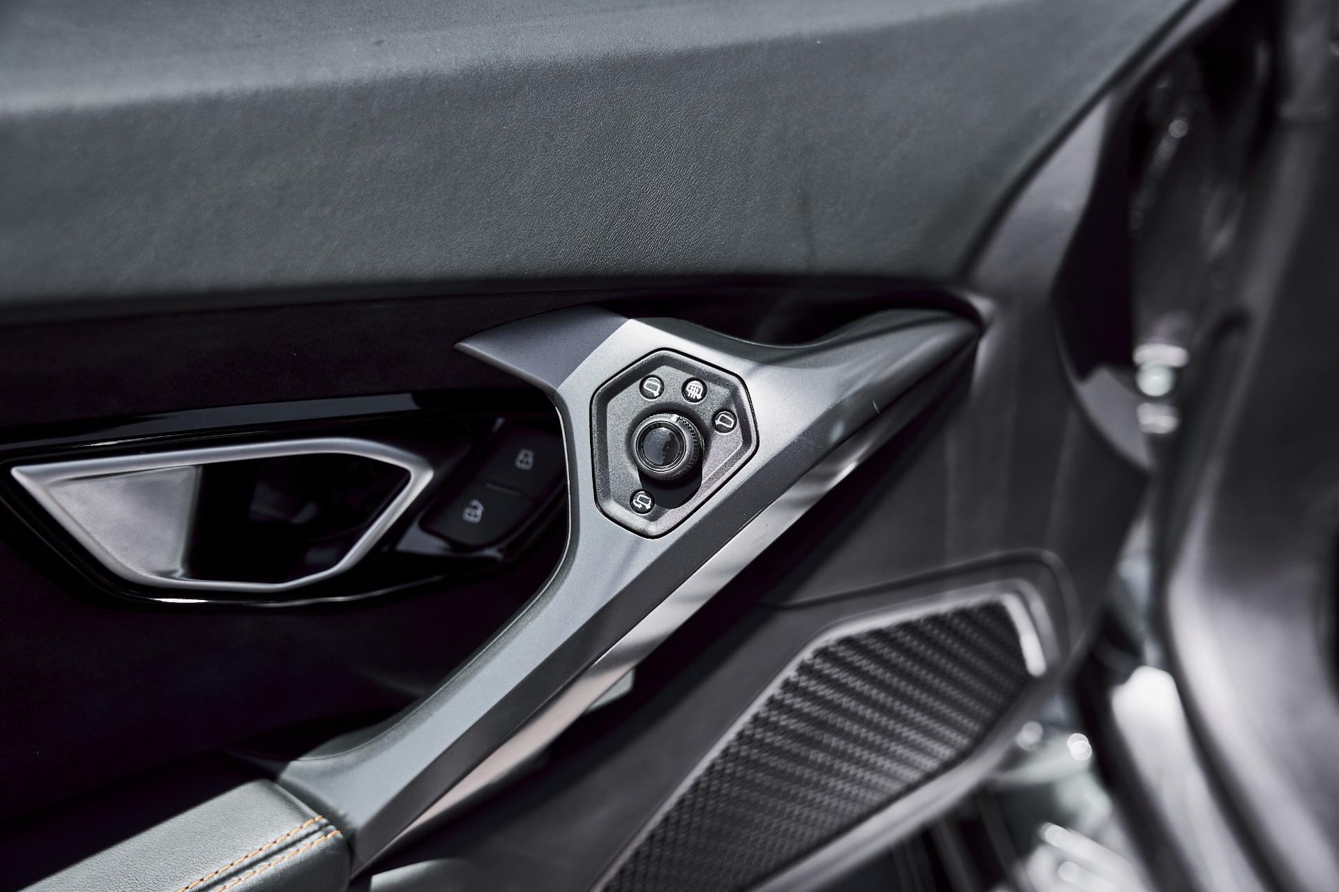 2021 Lamborghini Huracan EVO - Photo 36