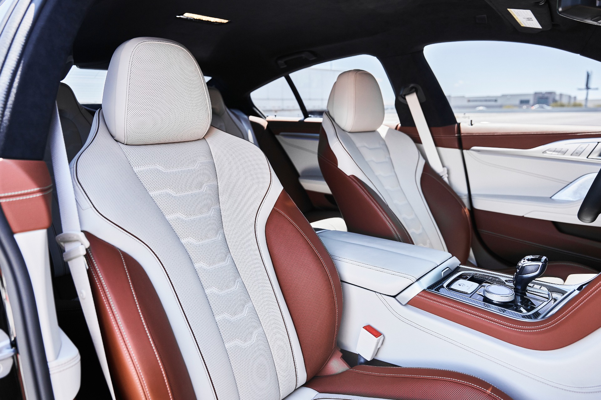 2025 BMW 8 Series Alpina B8 - Photo 48