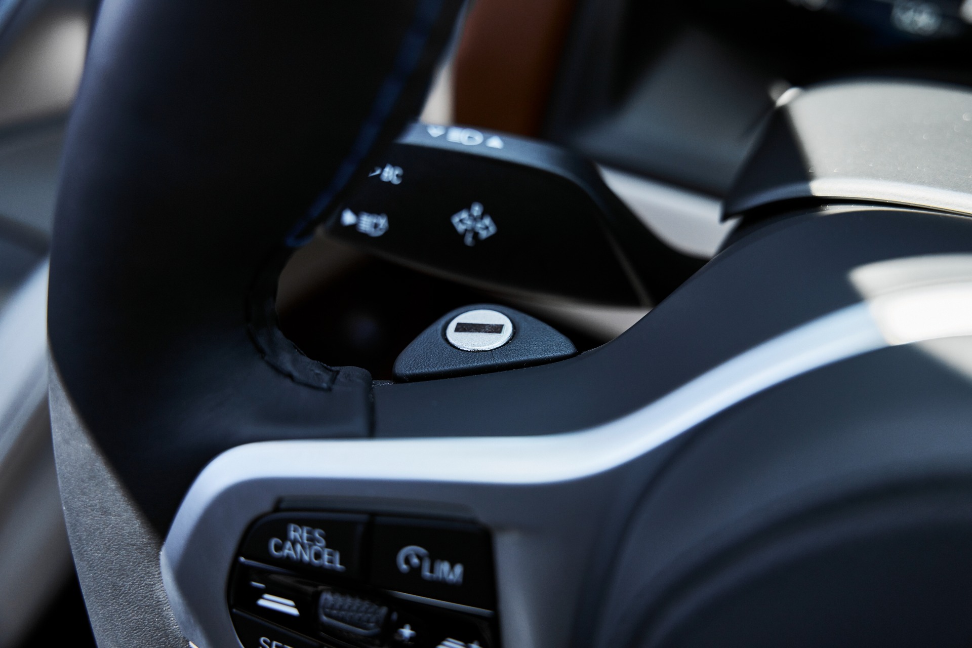 2025 BMW 8 Series Alpina B8 - Photo 63