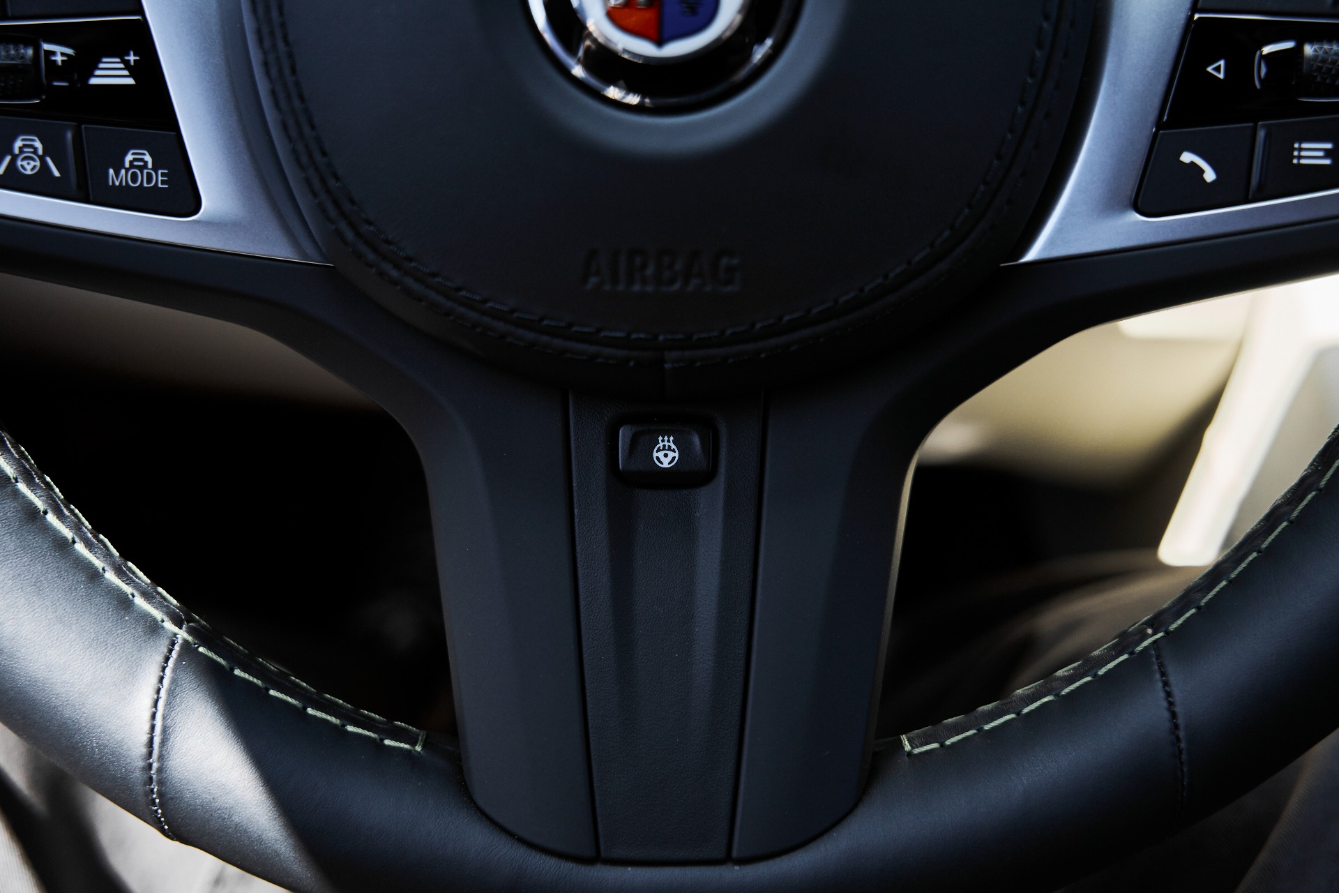 2025 BMW 8 Series Alpina B8 - Photo 68