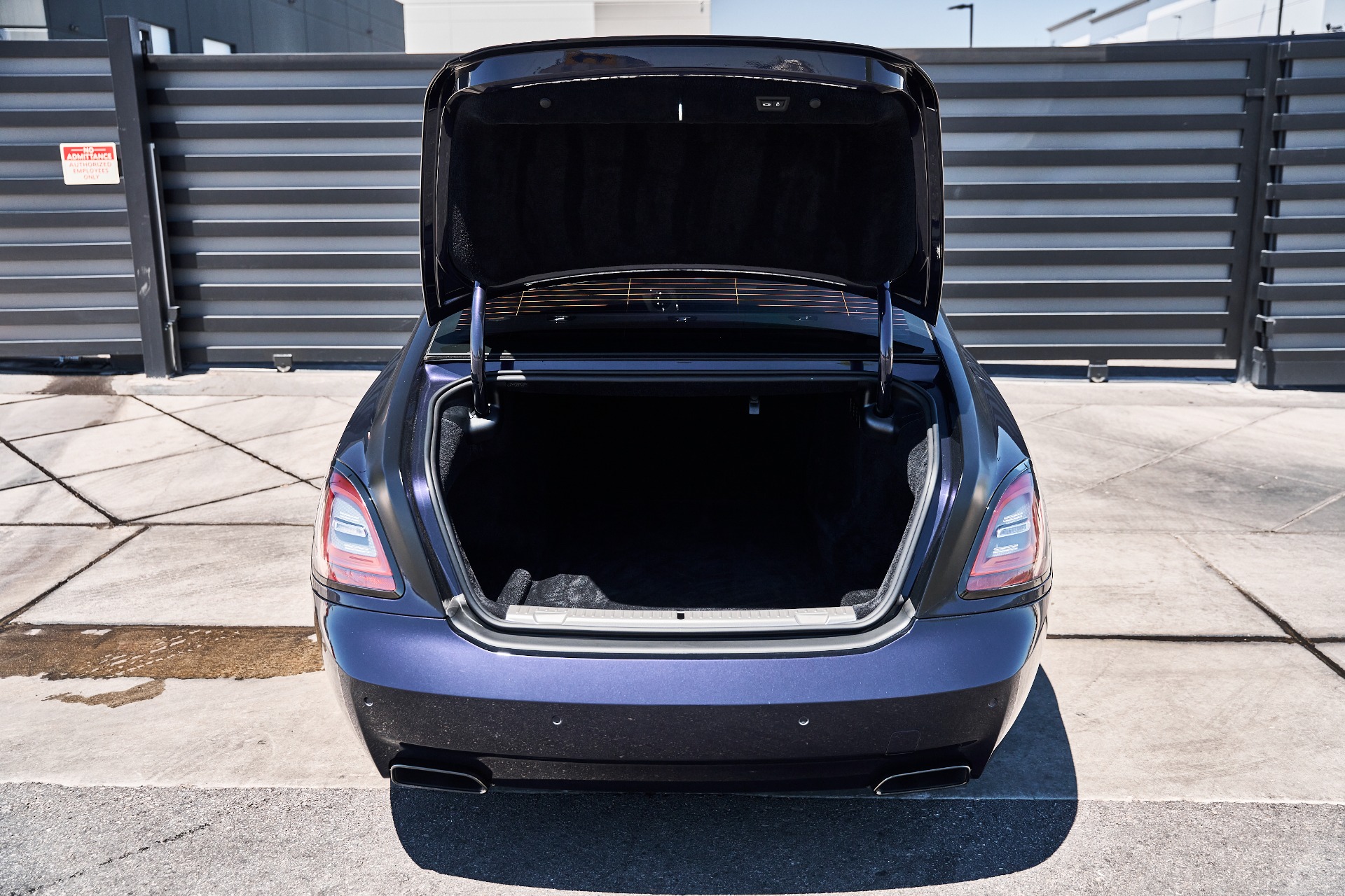 2024 Rolls-Royce Ghost Black Badge - Photo 17