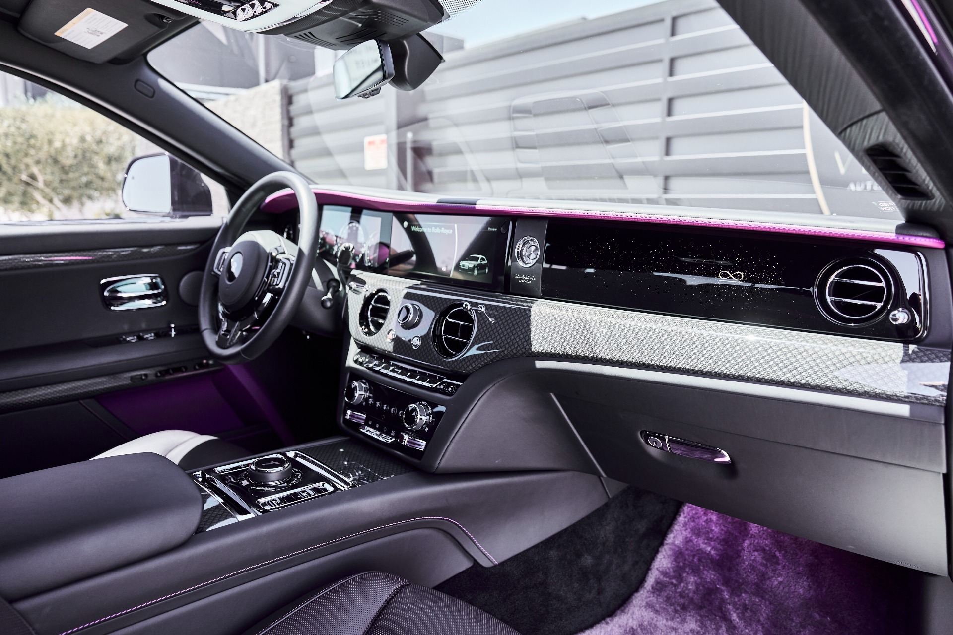 2024 Rolls-Royce Ghost Black Badge - Photo 49