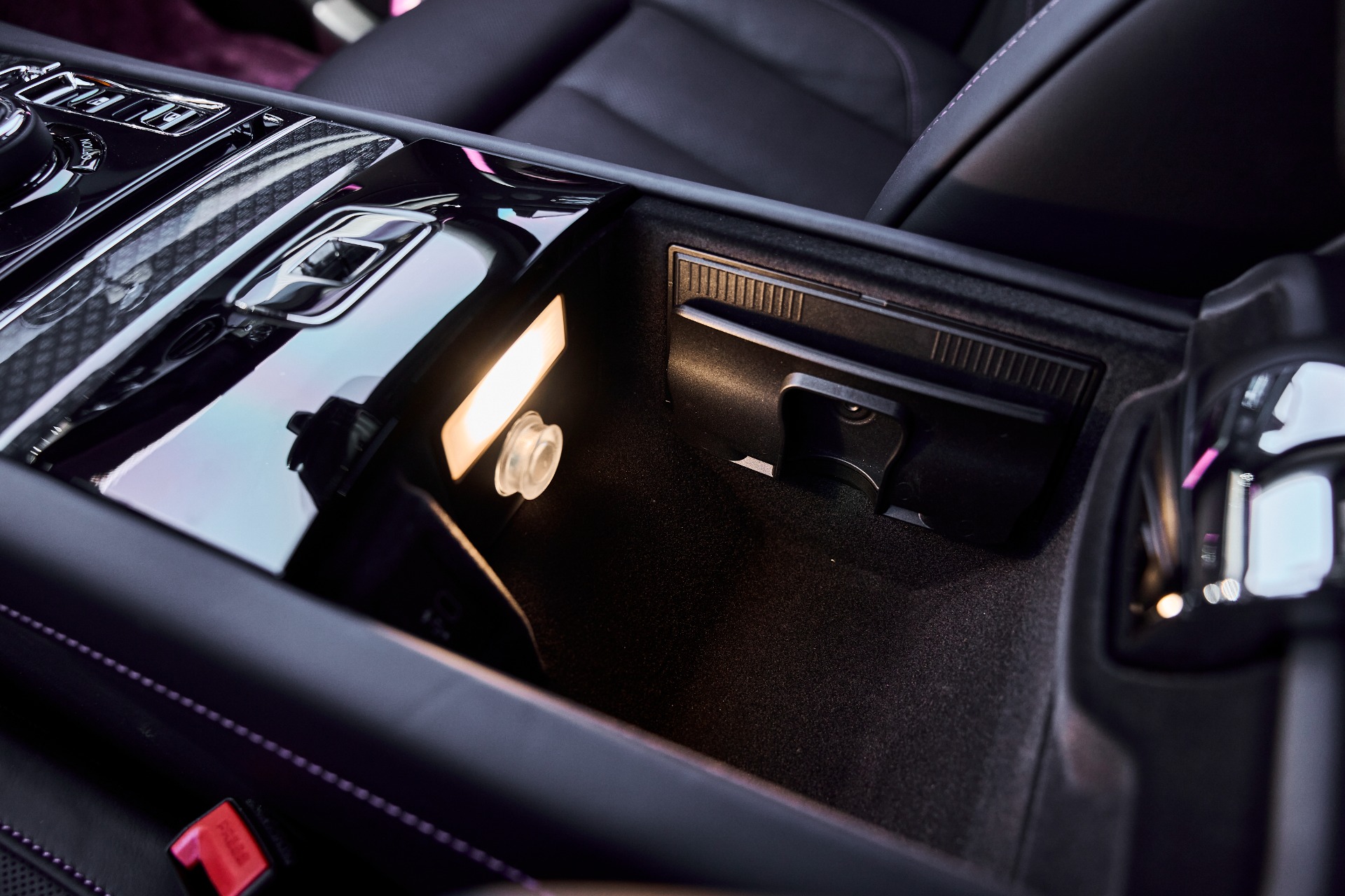 2024 Rolls-Royce Ghost Black Badge - Photo 71