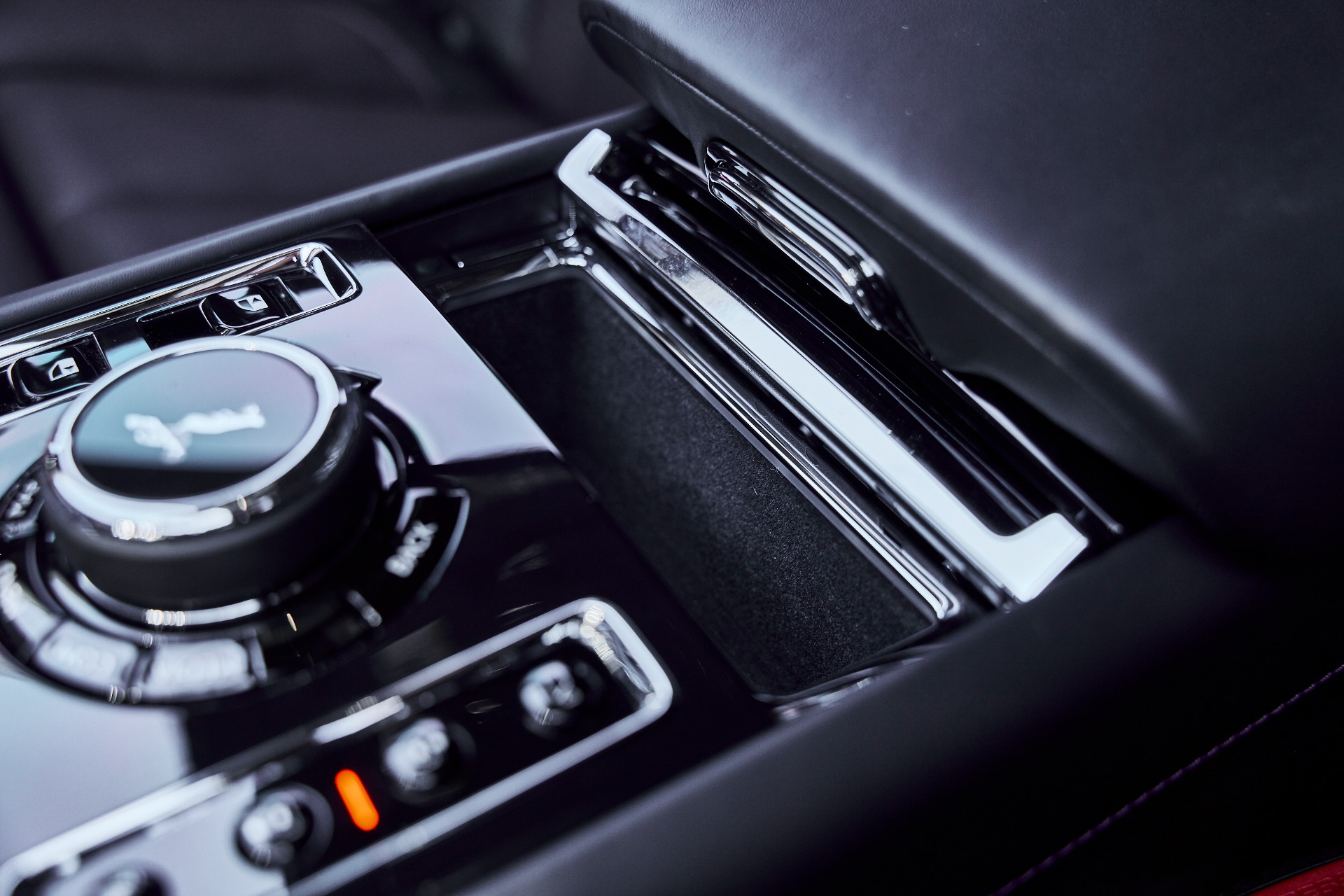 2024 Rolls-Royce Ghost Black Badge - Photo 72