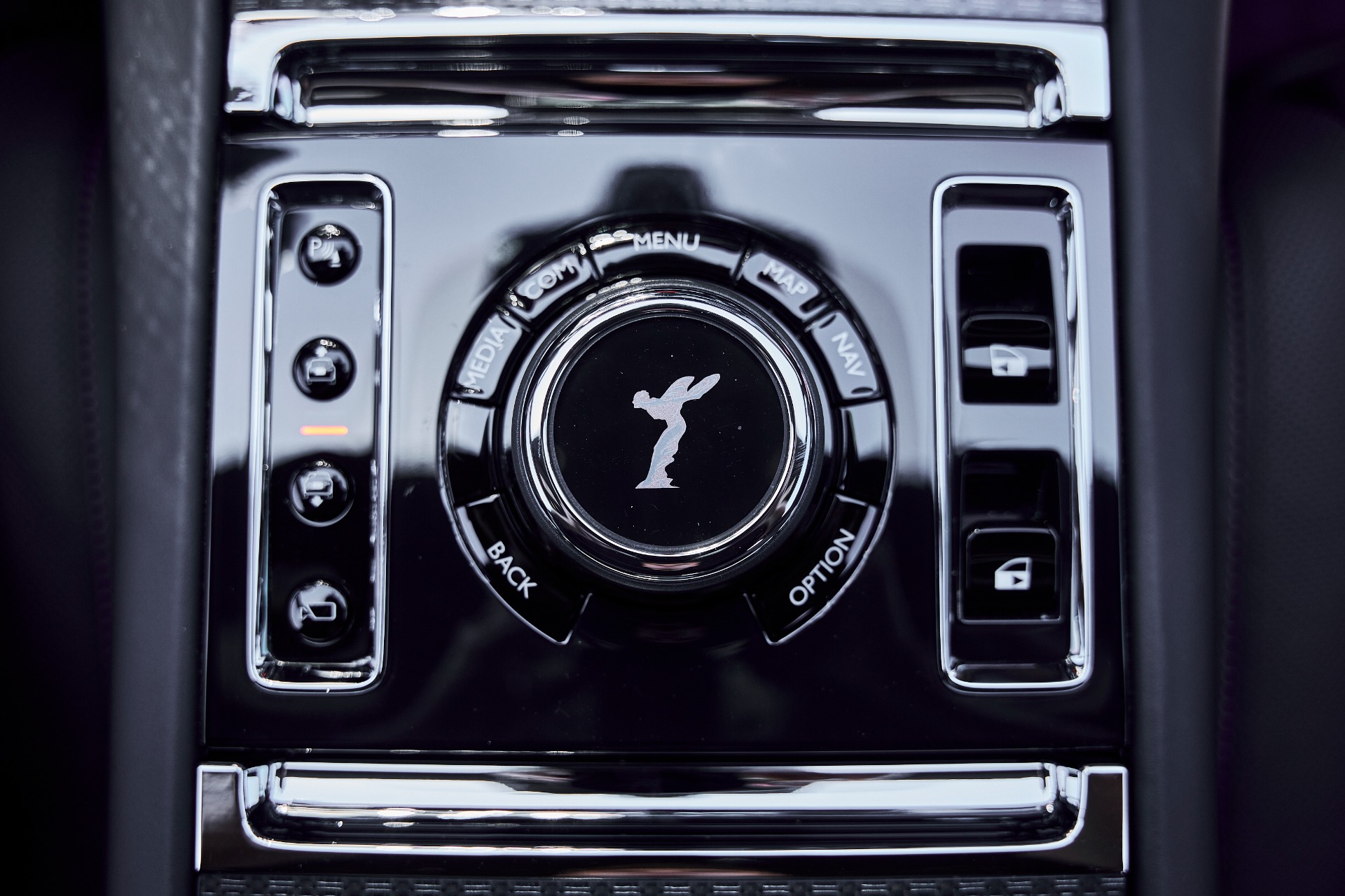2024 Rolls-Royce Ghost Black Badge - Photo 73