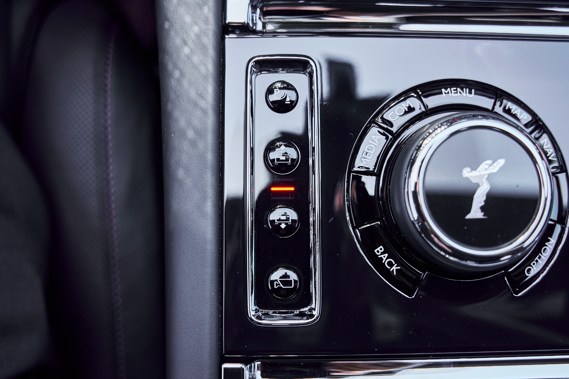 2024 Rolls-Royce Ghost Black Badge - Photo 74