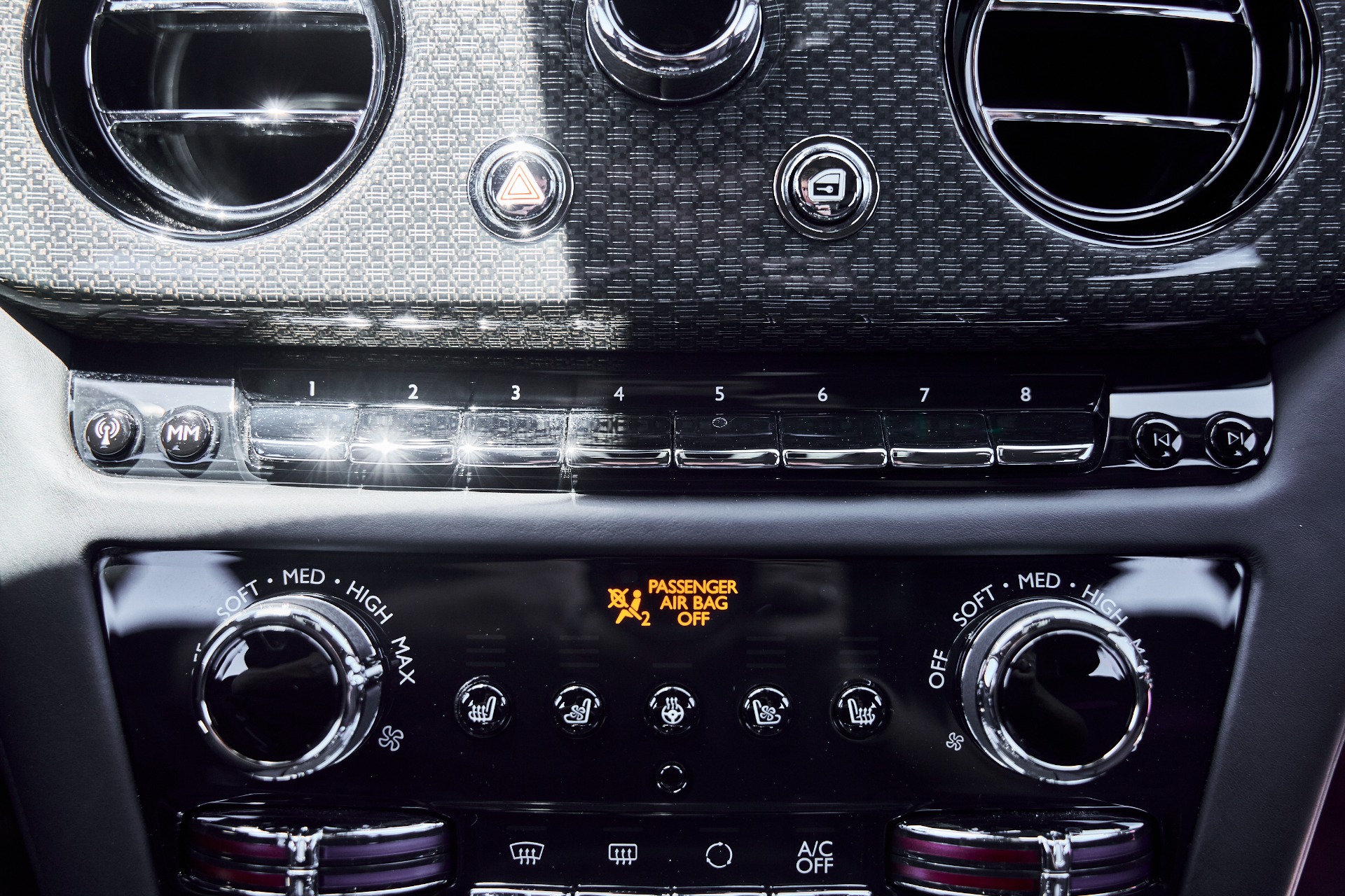 2024 Rolls-Royce Ghost Black Badge - Photo 78