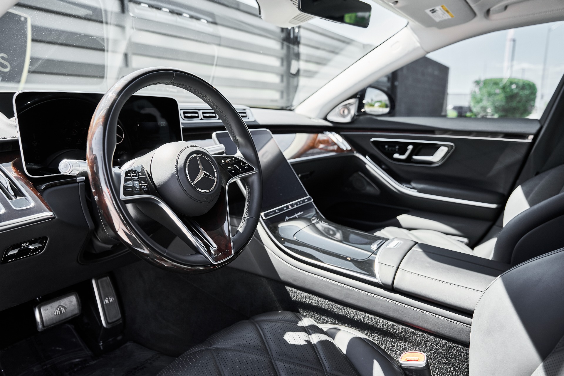 2023 Mercedes-Benz S-Class Maybach - Photo 2