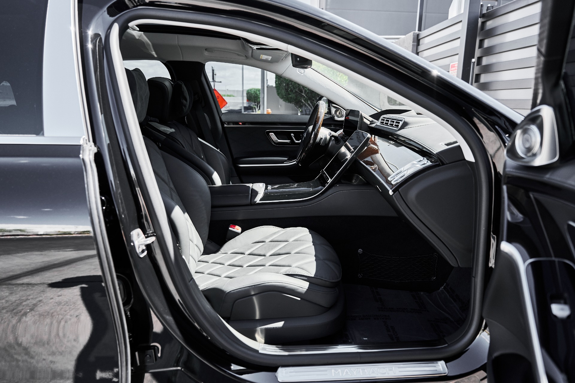 2023 Mercedes-Benz S-Class Maybach - Photo 24