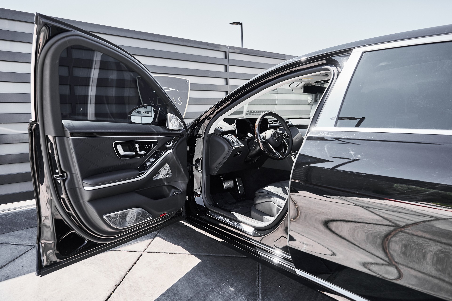 2023 Mercedes-Benz S-Class Maybach - Photo 30