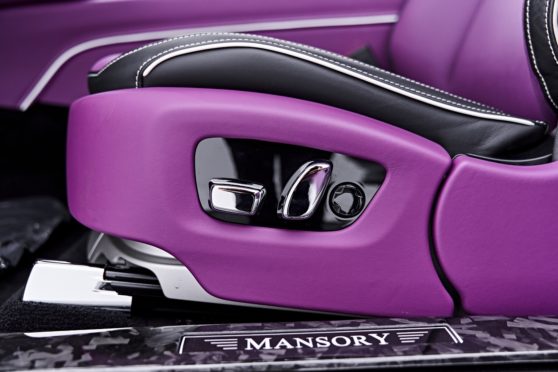 2025 Rolls-Royce Spectre Black Badge - Photo 60