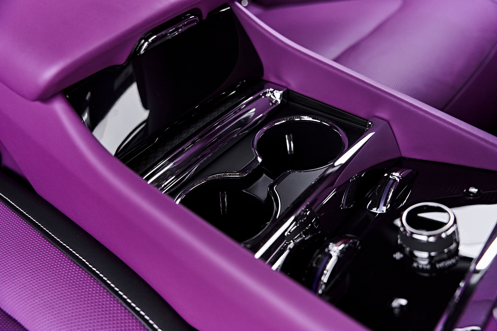 2025 Rolls-Royce Spectre Black Badge - Photo 67