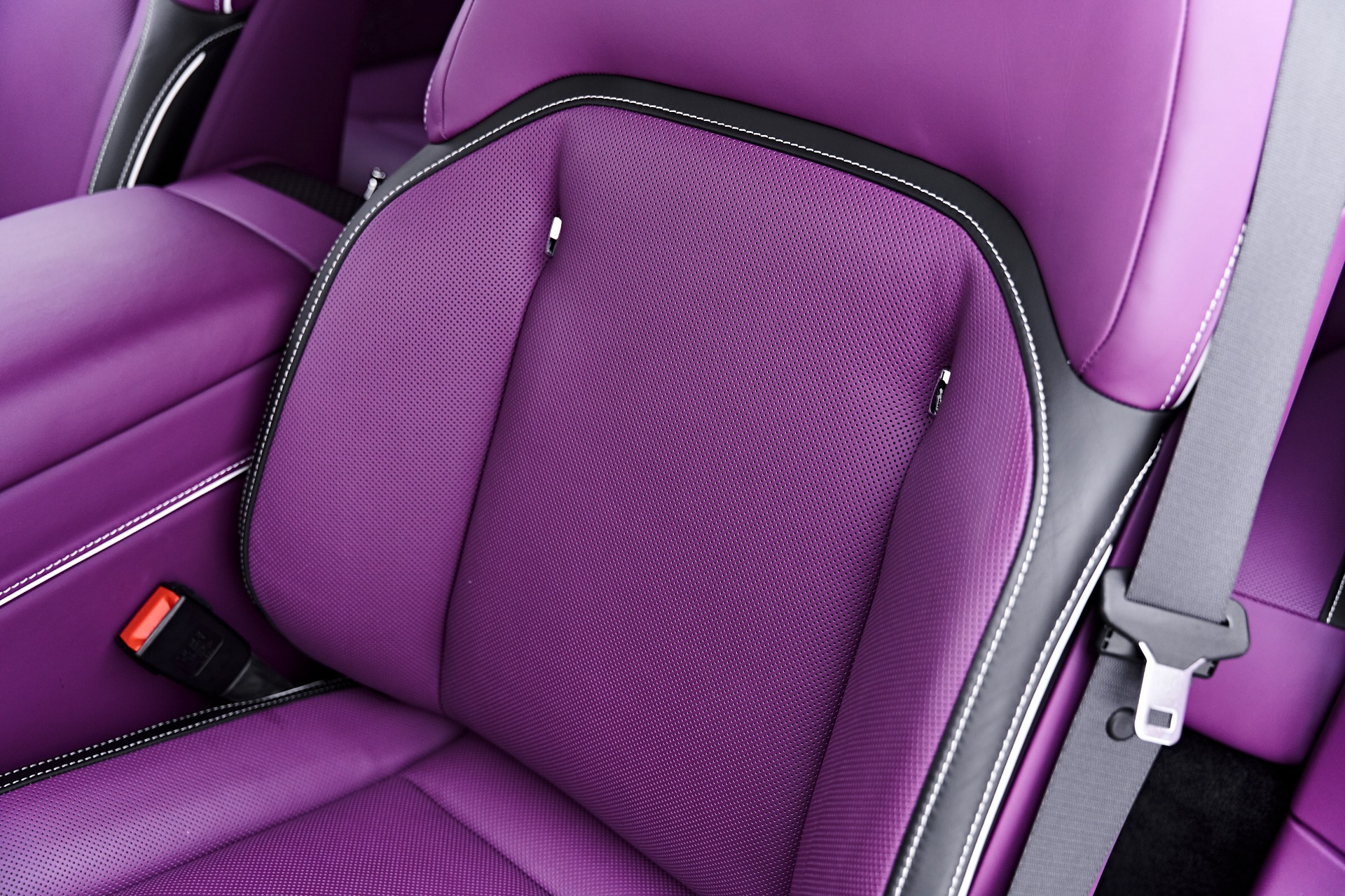 2025 Rolls-Royce Spectre Black Badge - Photo 74