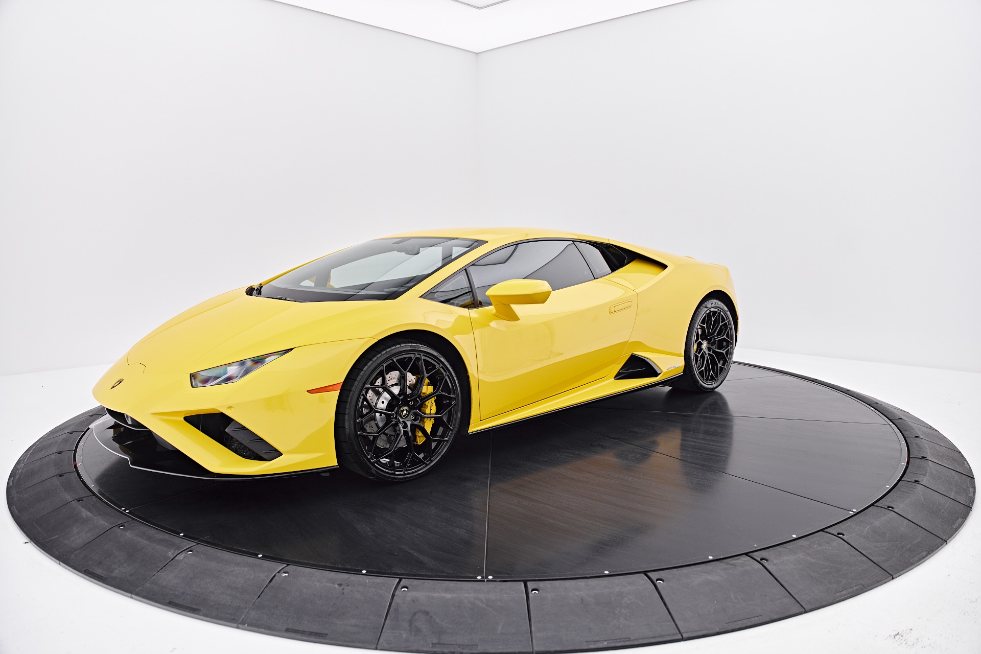 2022 Lamborghini Huracan EVO