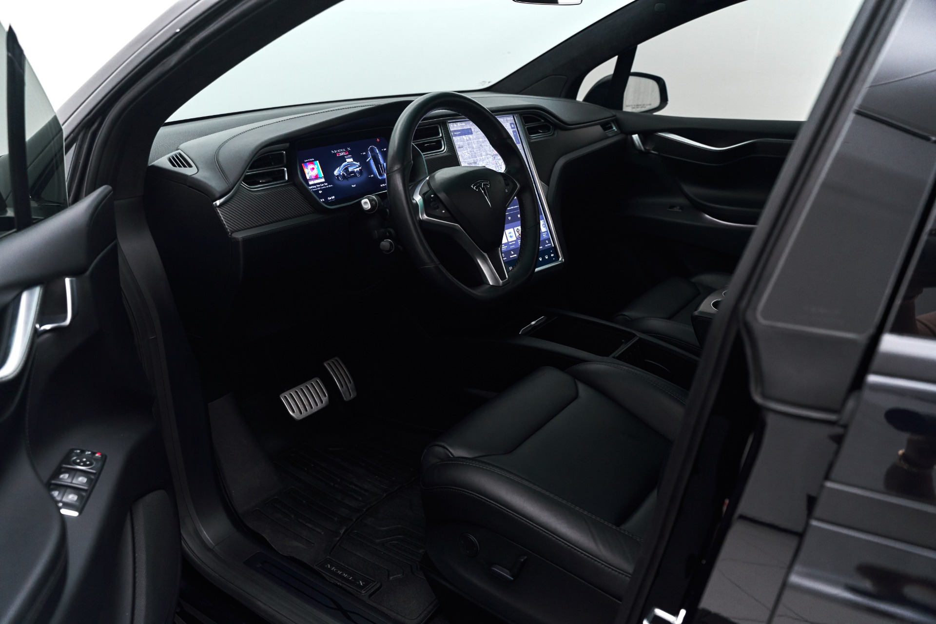 Tesla model x p100d interior deals