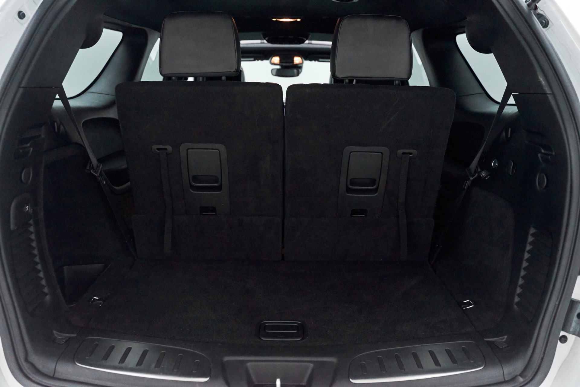 Dodge Durango Trunk Details Of 3 Videos And 80+ Images