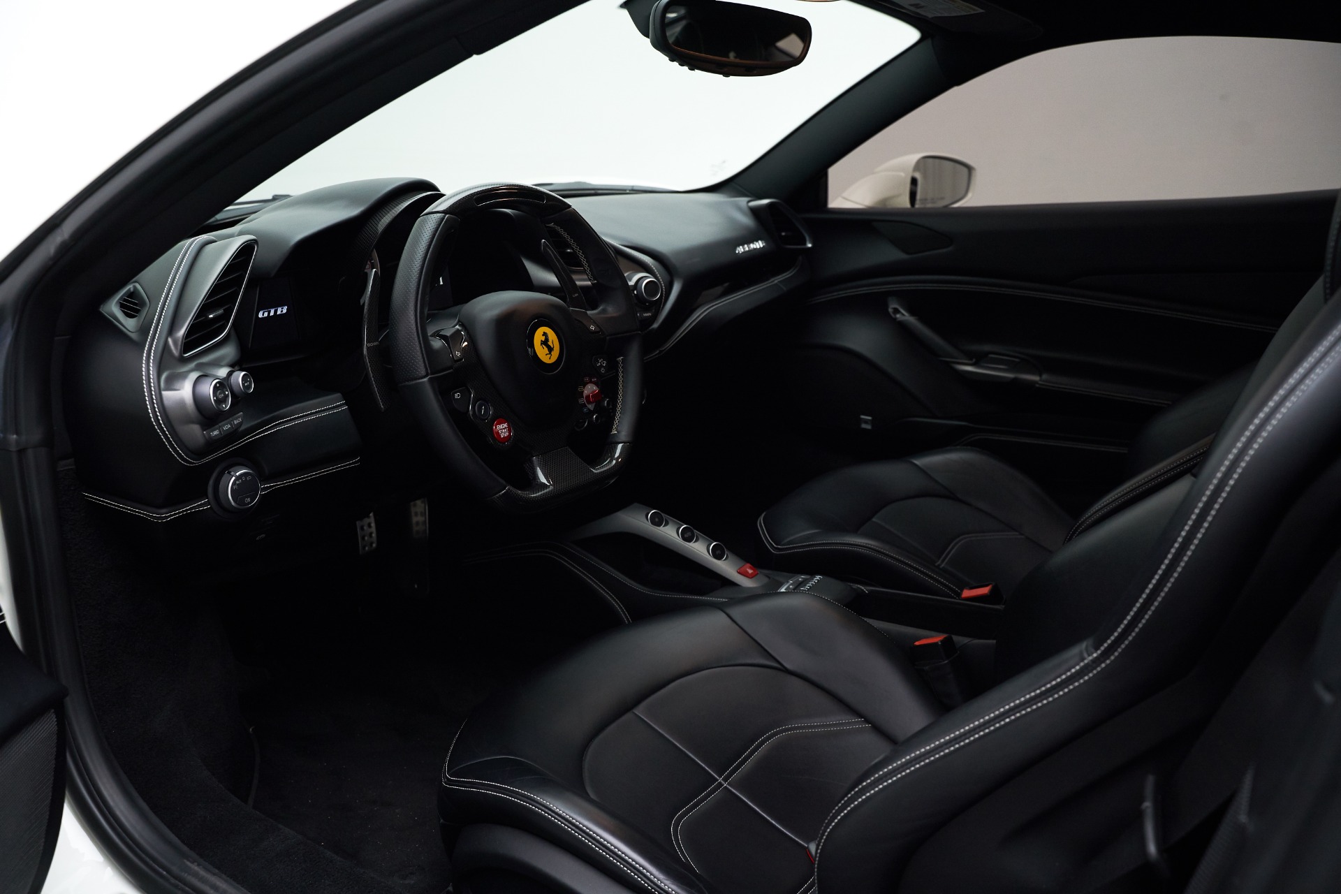 2017 Ferrari 488 GTB - Exterior and Interior Walkaround - 2017 Geneva Motor  Show - YouTube